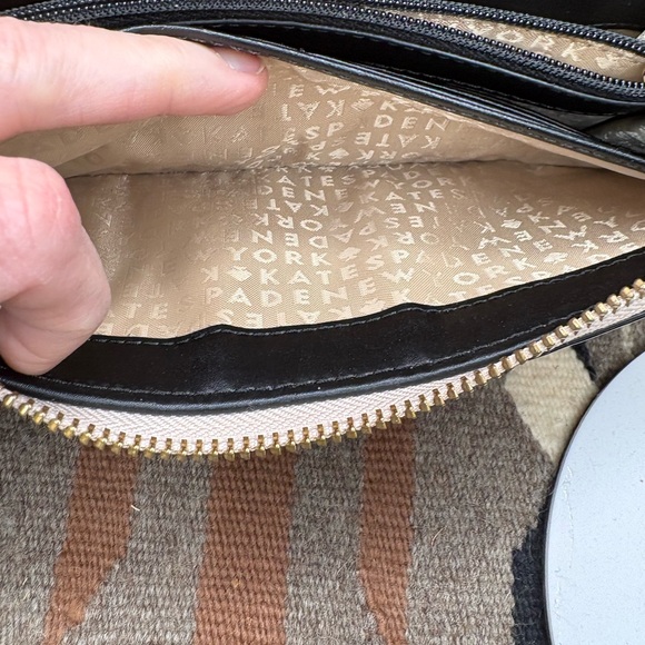 Kate Spade Black and Cream Wallet - Picture 11 of 16